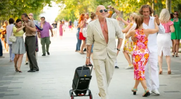 Новости Крыма - «Клизма», «Эксгибиционист», «Шаурма для каннибала» и другие чудовищные памятники современной России