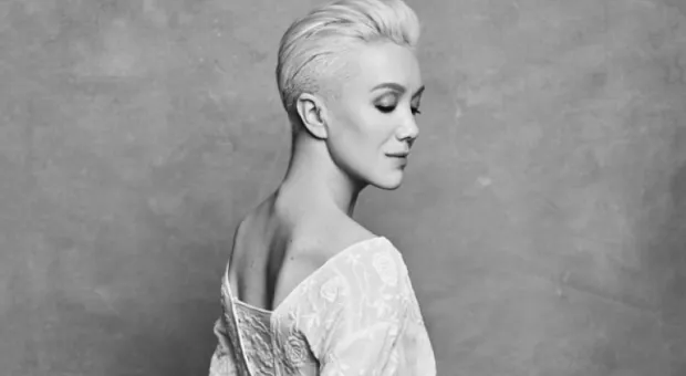 Новости Крыма - Сказка для Толстого: Дарья Мороз привезла в Севастополь «Чёрную курицу»