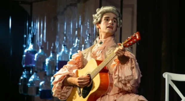 Новости Крыма - В театре Луначарского поставили лечебно-профилактическую комедию