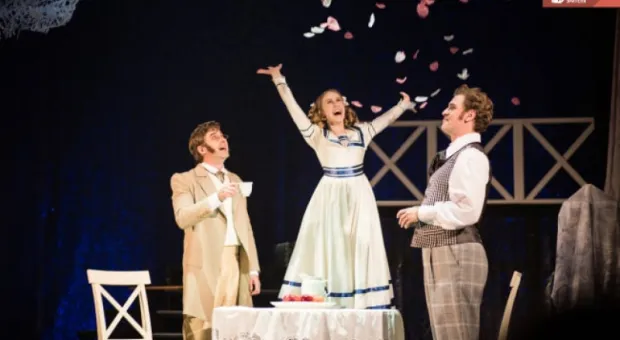 Новости Крыма - Снимаем стресс и забываем о тревоге: секреты крымской флоры на выставке Инны Заики