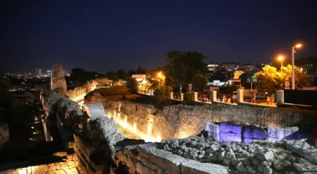 Новости Крыма - К выпуску готовится первый сериал по сценарию нейросети