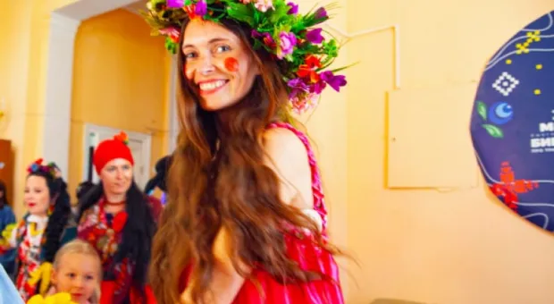 Новости Крыма - Маковые поля и белая акация: вглядываемся в полотна весеннего Севастопольского пленэра