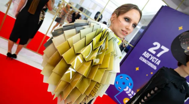 Новости Крыма - Премьерой «Снег, Снег» луначарцы закрывают 111-й театральный сезон