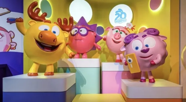 Мировые новости - Новая музыка: Ариана Гранде, Майли Сайрус, BLACKPINK и другие