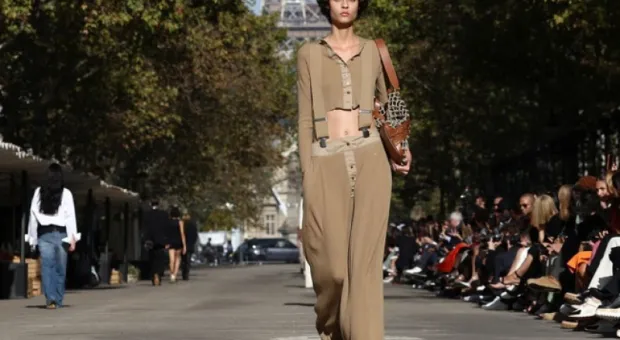 Мировые новости - Самые странные наряды Недели моды в Париже