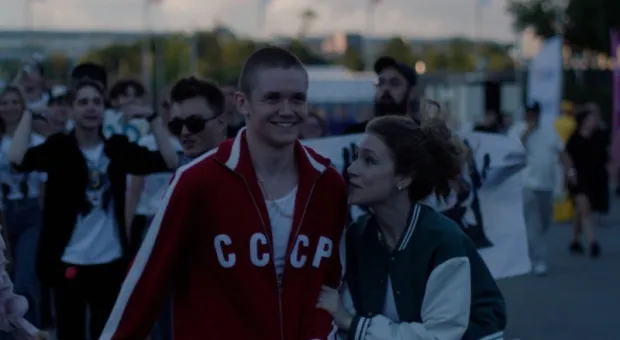 И снова привет из 90-х — каким получился фильм «Где наши деньги?»