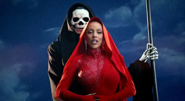 Атмосферно и без тревоги: комфортные фильмы и сериалы на Хэллоуин