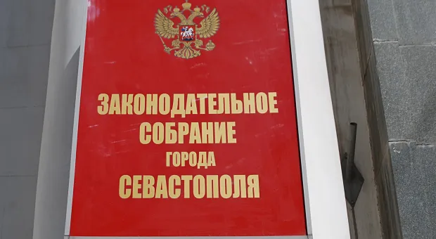 Новости Севастополя - Крымчанам вернули проход в торговые центры, медосмотры и работу в офисах