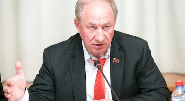 Новости России - Зюганов и Рашкин хотят отменить дистанционное голосование