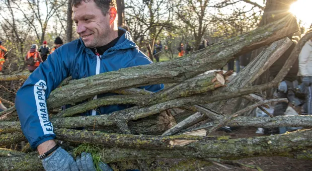 Новости Севастополя - Пожилая крымчанка отпраздновала Новый год на деньги мёртвого соседа