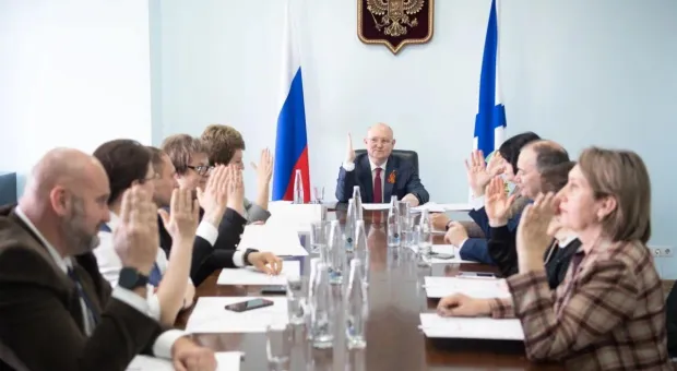 Новости Севастополя - Севастопольцам предложили выбор между Развожаевым и Беликом