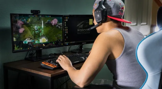 Новости России - В Китае вышла игра, в которой игроки должны бороться с коронавирусом