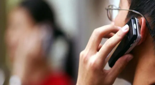 Мировые новости - В России представили необычный кнопочный телефон