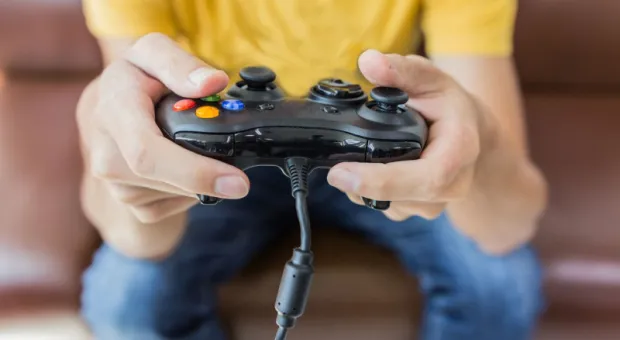 Мировые новости - Российский школьник потратил сотни тысяч родительских денег на игру