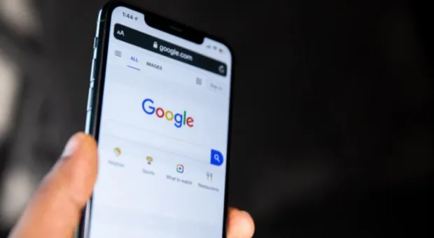 Мировые новости - Google запустила функцию, которая озвучивает имя звонящего