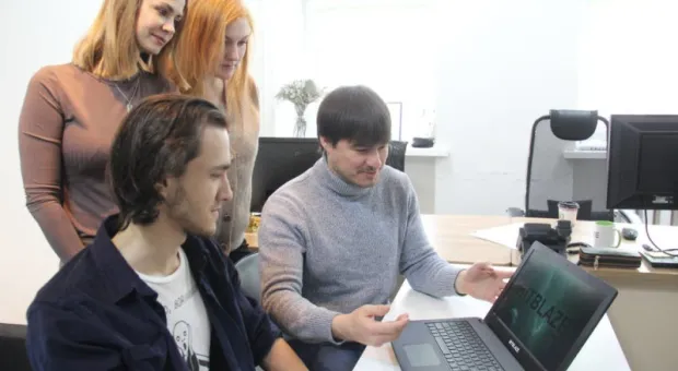 Новости России - В ближайшее время выйдет в продажу российский ноутбук Bitblaze Titan