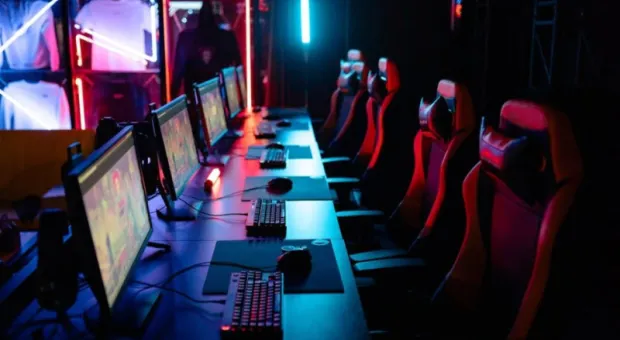 Новости России - Каждый третий родитель хочет, чтобы его ребенок работал в киберспорте