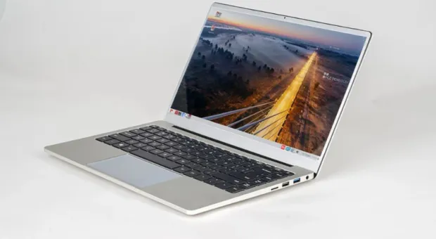 Новости России - Стартовали продажи российских ноутбуков бренда F+ Flaptop