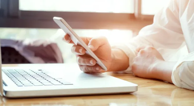 Мировые новости - RuStore встроят во все смартфоны на android в России