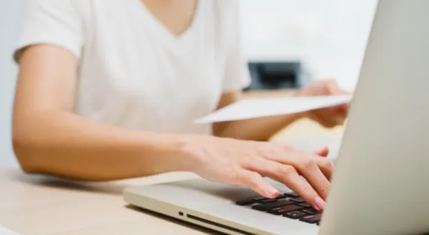 Новости России - 8 тысяч белых хакеров нашли 34 уязвимости на Госуслугах