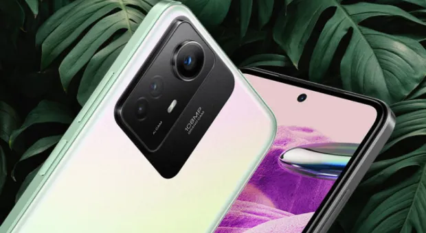 Новости России - Xiaomi выпустила смарт-маску для сна в общественном транспорте