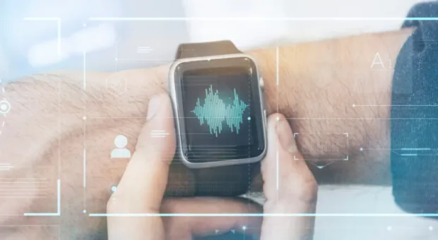 Новости России - В России представили новый умный браслет Xiaomi Band 8