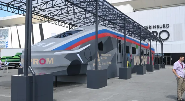 Новости России - РЖД открыли продажу билетов с пересадкой внутри поезда 