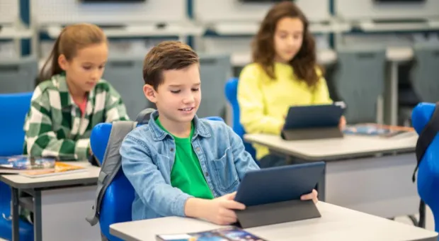 Новости России - Школа или режимный объект: почему крымских детей не пускают в туалет во время уроков