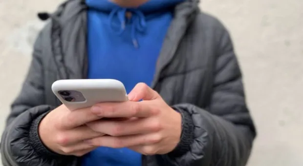 Новости России - Житель Севастополя покалечил такси за отказ принять оплату безналом