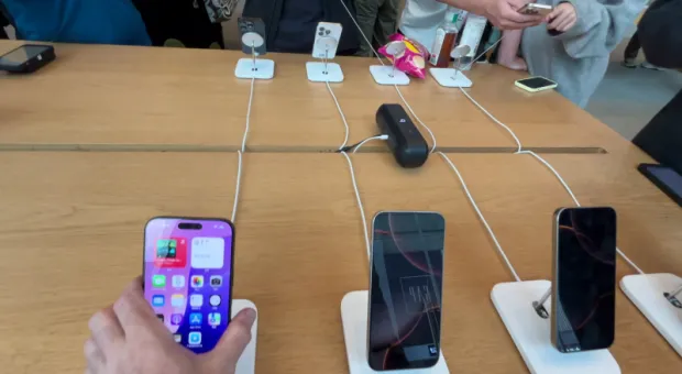 Мировые новости - Смартфон, купленный «с рук», может быть опасен