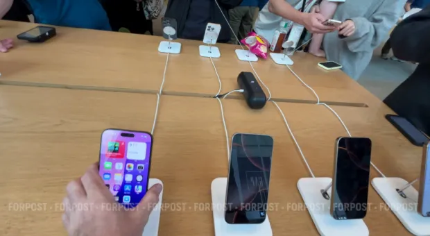 Мировые новости - В России вводят новые правила продажи смартфонов