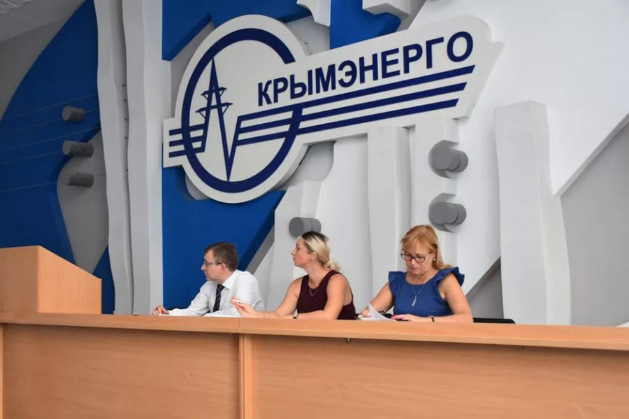 ForPost - Новости : Аксёнов устал подталкивать главного электроэнергетика Крыма