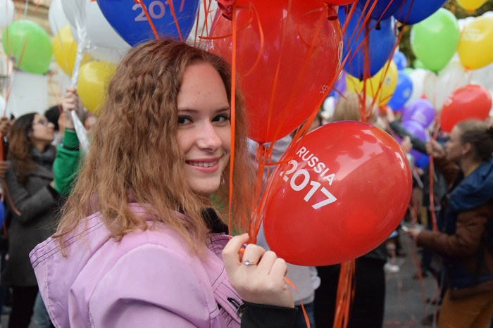ForPost - Новости : В Севастополе интернациональная молодёжь попросила у будущего мира