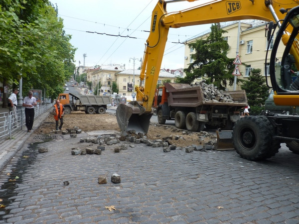 ForPost - Новости : В Севастополе переложили ответственность за сохранность 150-летней брусчатки на Минкультуры