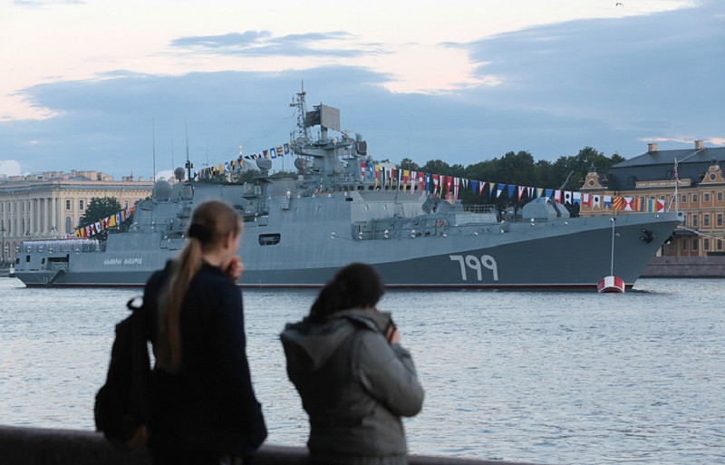 ForPost - Новости : Фрегат «Адмирал Макаров» в Севастополе ждут в следующем году