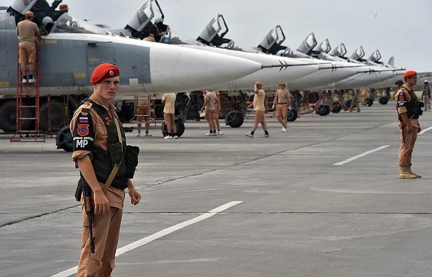 ForPost - Новости : Минобороны РФ опровергло уничтожение самолетов на авиабазе Хмеймим