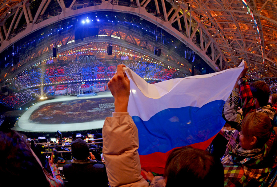 ForPost - Новости : МОК запретил проносить на трибуны Олимпийских игр российские флаги