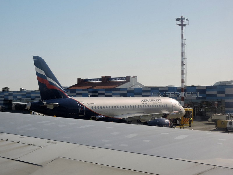 ForPost - Новости : Остаётся только верить: в Крым летают годные самолёты
