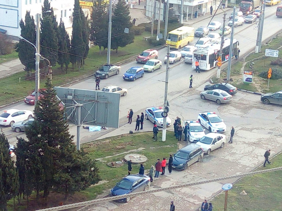 ForPost - Новости : В Севастополе молодой человек погиб под колёсами автомобиля