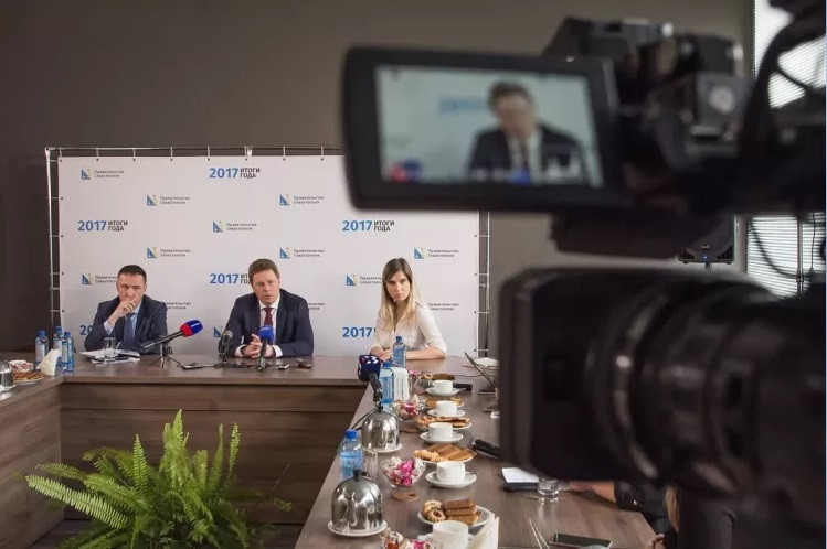ForPost - Новости : О чём говорил Овсянников после отчёта в заксобрании