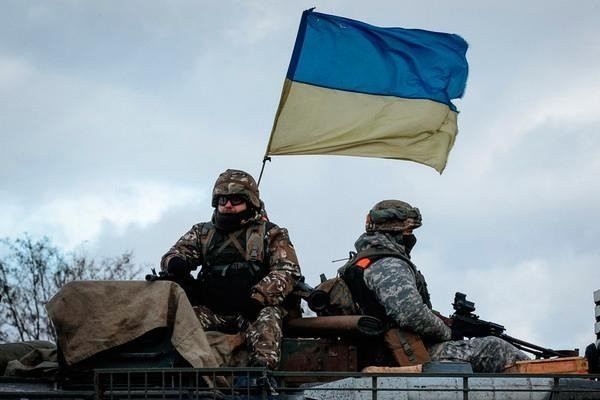 ForPost - Новости : Украинские силовики за сутки пять раз нарушили «абсолютное перемирие» — командование ДНР