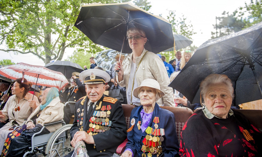 ForPost - Новости : Ветераны войны на параде Победы в Севастополе
