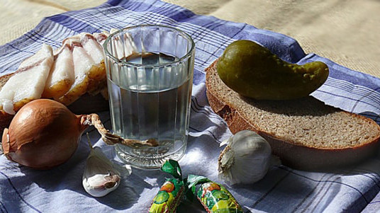 ForPost - Новости : Чаще всего россияне покупают хлеб и водку