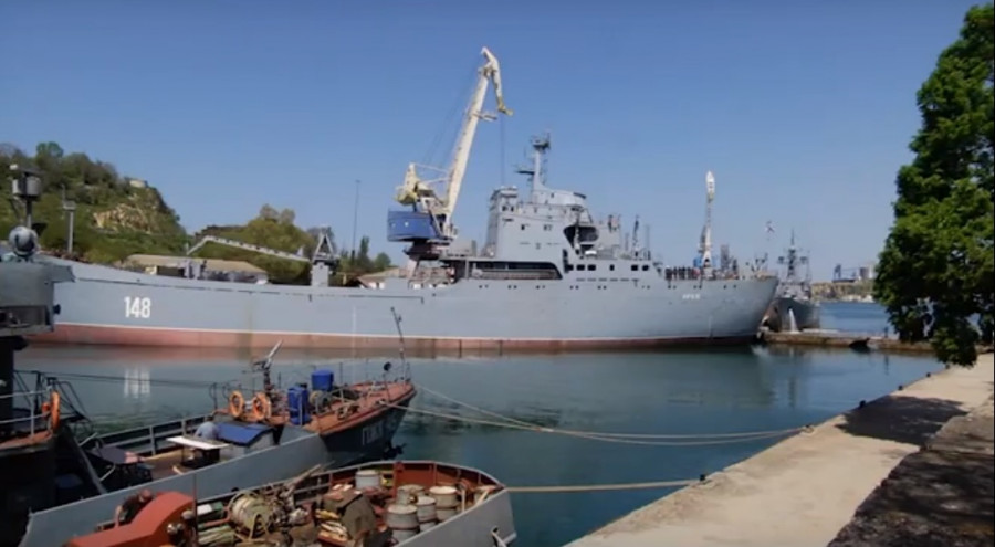 ForPost - Новости : 13 судоремонтный завод в Севастополе работает «вне конкурса»