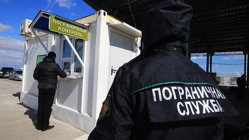 ForPost - Новости : Крымские пограничники увещевают взяточников