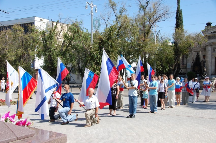ForPost - Новости : Какое значение имеет флаг России для Севастополя