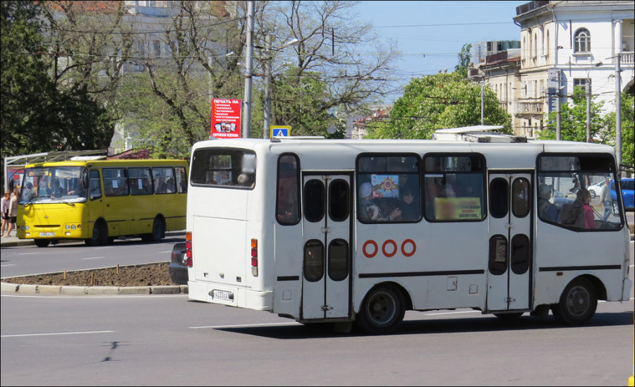 Старый богдан автобус