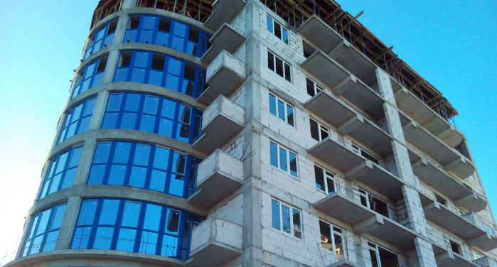 ForPost - Новости : В правительстве Овсянникова "разбили лоб" о 400-метровый бетонный дом