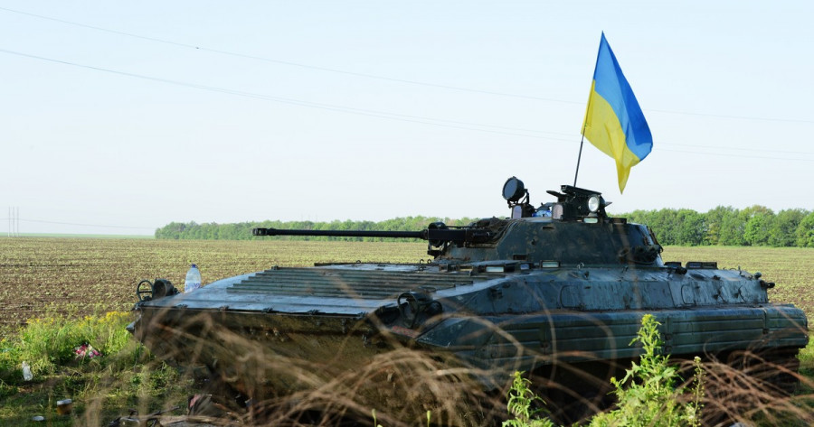 ForPost - Новости : Украинская БМП раздавила солдат ВСУ в Донбассе