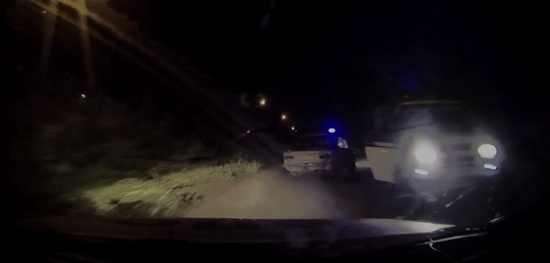 Берегись автомобиля: в Крыму полиция открыла огонь по «ВАЗу» Берегись автомобиля: в Крыму полиция открыла огонь по «ВАЗу»
